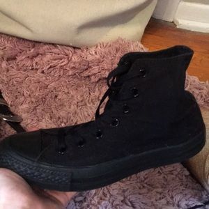 blackout converse